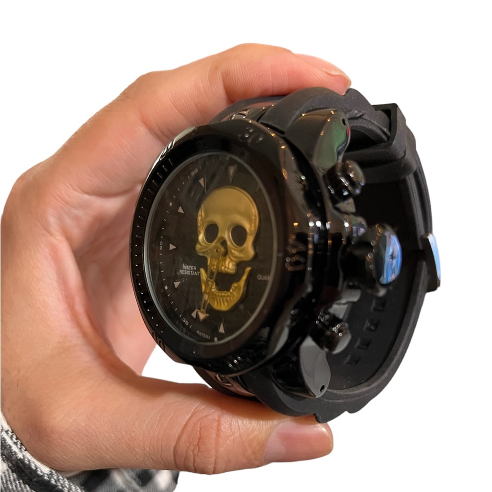 New Men’s skull watch - Picture 4 of 9